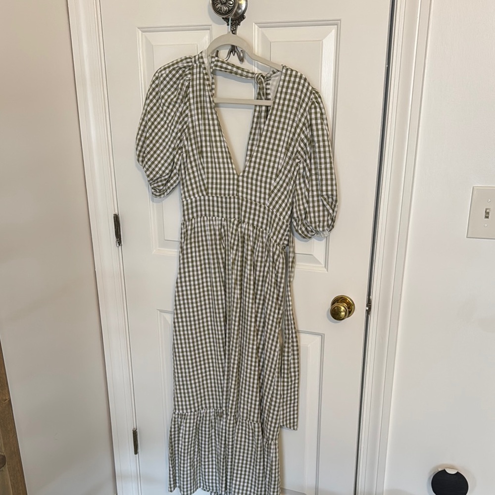 Faithful the Brand Checkered V-Neck Midi Dress USA 6